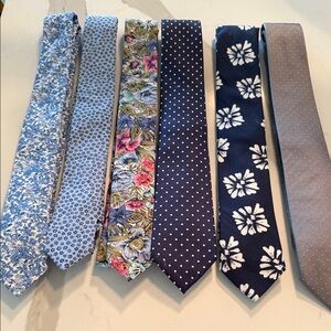 Express Blue and Gray Patterned Tie Collection
